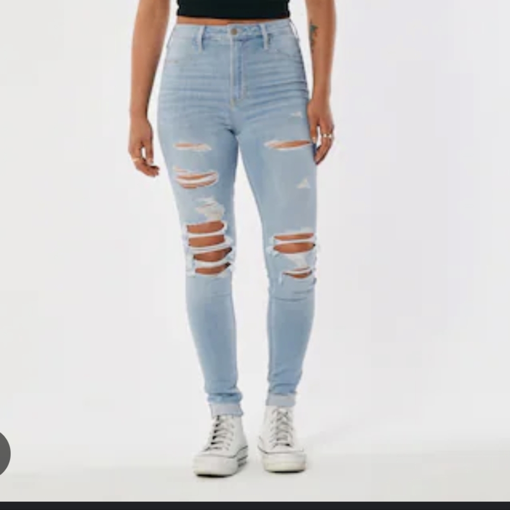 Hollister - Curvy High rise Jeans
